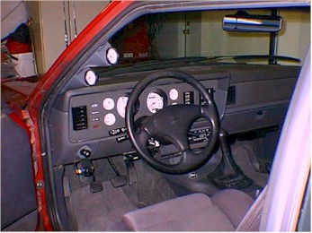 smallWhiteInterior.jpg (33112 bytes)